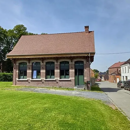 Maison Rural Cercle Saint-joseph * Roisin