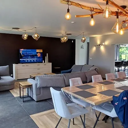 Maison Rural Cercle Saint-joseph Ferienhaus Roisin